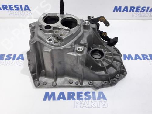 Used Manual Gearbox (For Parts) RENAULT CLIO IV (BH_) 0.9 TCe 90 (BHNF, BHMA, BHMH, BHJK, BHJR) (90 hp) 31428884