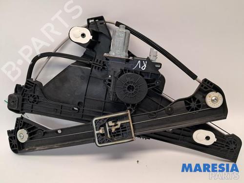 Used Front right window mechanism OPEL CORSA F (P2JO) 1.2 (68) (131 hp) 31444923