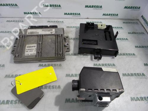 Used Engine control unit (ECU) RENAULT LAGUNA II Grandtour (KG0/1_) 1.8 16V (KG0B, KG0M) (120 hp) 31451170