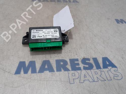 Used Electronic module Electronic module PEUGEOT 308 II (LB_, LP_, LW_, LH_, L3_) 1.2 THP 110 (110 hp) 31500028 31500028