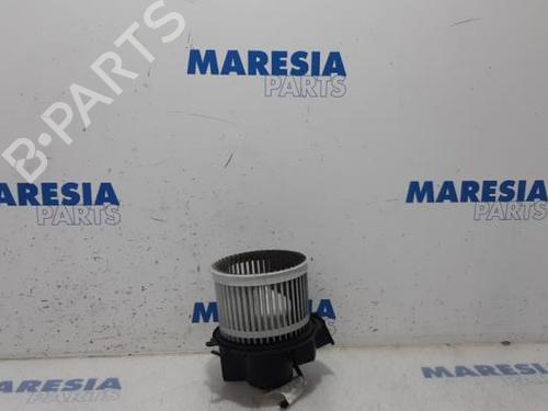 Used Heater blower motor FIAT 500 (312_) 1.2 (312AXA1A) (69 hp) 31410285