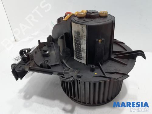 Used Heater blower motor FIAT SCUDO Van (270_, 272_) 1.6 D Multijet (90 hp) 31530543