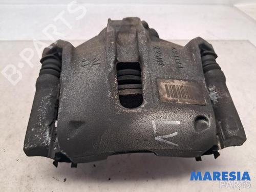 venstre-bremsekaliber-foran-citroen-c3-iii-sx-2016-31426623 main image