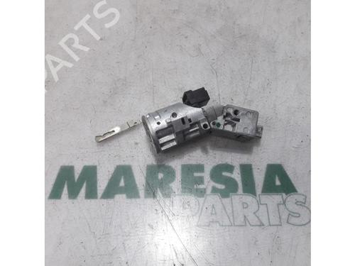 Used Ignition barrel CITROËN DS3 (SA_) 1.4 VTi 95 (95 hp) 31392032