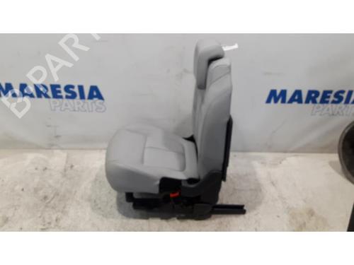 Seats set PEUGEOT 5008 (0U_, 0E_) 1.6 16V | BP31478457C78