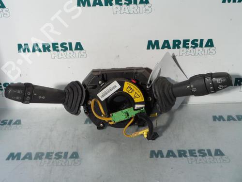Used Switch FIAT STILO (192_) 1.2 16V (192_XA1B) (80 hp) 31437193