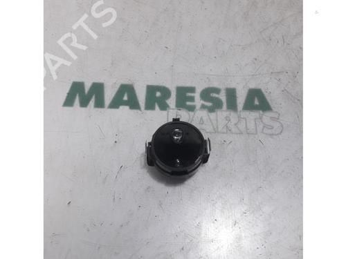 Used Electronic sensor RENAULT GRAND SCÉNIC II (JM0/1_) 2.0 (163 hp) 31509600