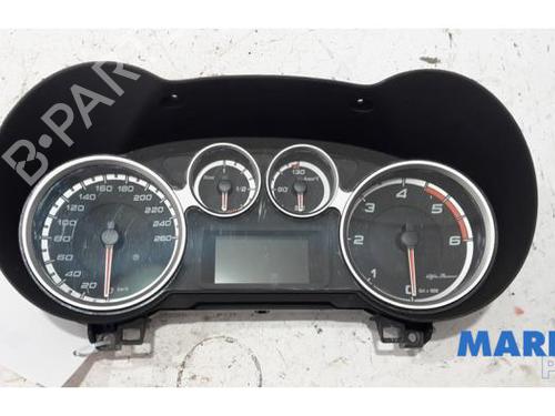 Used Instrument cluster ALFA ROMEO MITO (955_) 1.3 MultiJet (955AXT1A) (84 hp) 31530631