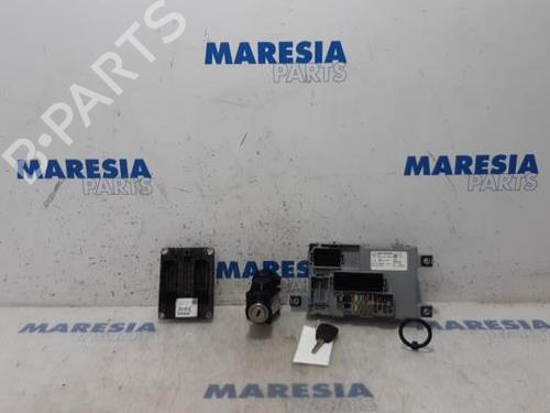 Used Engine control unit (ECU) FIAT 500 (312_) 1.2 (312AXA1A) (69 hp) 31384311