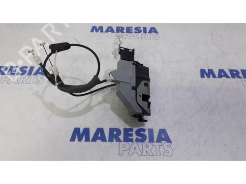 Used Electronic module Electronic module PEUGEOT 308 I (4A_, 4C_) 1.6 HDi (109 hp) 31452339 31452339