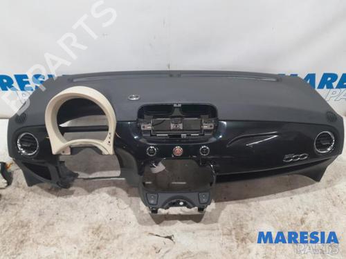 Used Dashboard Dashboard FIAT 500 (312_) 0.9 (312AXG1A, 312.AXG11) (86 hp) 39961372 39961372