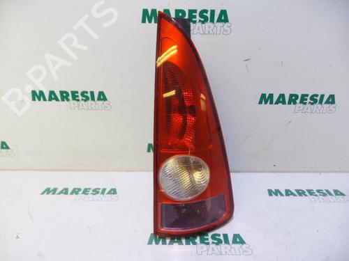 Used Right taillight RENAULT ESPACE IV (JK0/1_) 2.0 Turbo (JK0A, JK0B, JK0N) (163 hp) 31484896