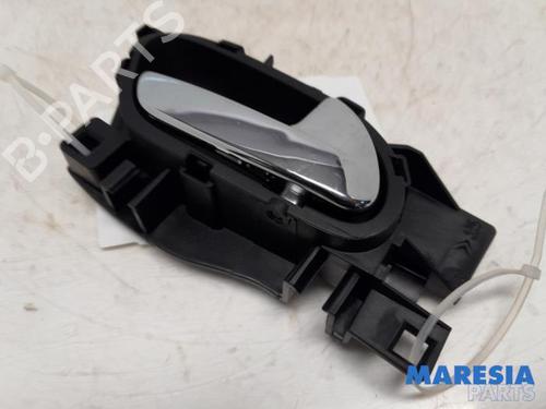 rear-right-exterior-door-handle-peugeot-5008-0u_-0e_-2009-2010-2011-2012-2013-2014-2015-2016-2017-31383571 main image