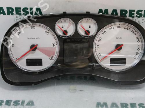 Used Instrument cluster PEUGEOT 307 SW (3H) 1.6 HDI 110 (109 hp) 31460033