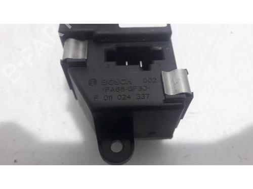 Electronic sensor CITROËN C4 Picasso I MPV (UD_) 2.0 HDi 138 | BP31492541M84 - Image 4