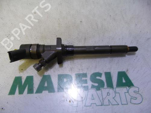 Inyector CITROËN C5 I Break (DE_) 2.2 HDi (DE4HXB, DE4HXE) (133 hp) 31532513