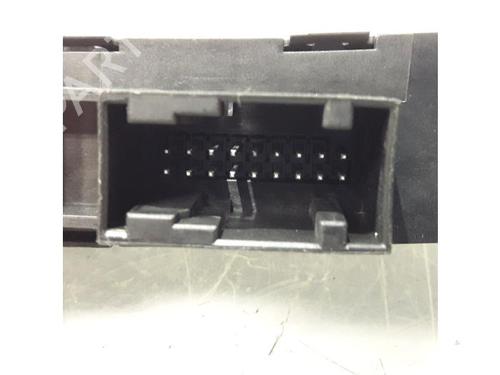 Warning switch FIAT 500L (351_, 352_) 0.9 (199LYC1B) | BP31385845I22