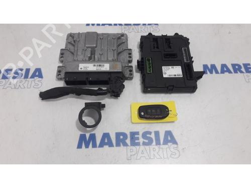 Used Engine control unit (ECU) RENAULT SCÉNIC IV (J9_) 1.5 dCi 110 (110 hp) 31462595