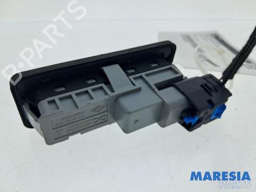Tailgate handle RENAULT CAPTUR II (HF_) TCe 160 (HFN1) | BP39932845C132 - Image 3