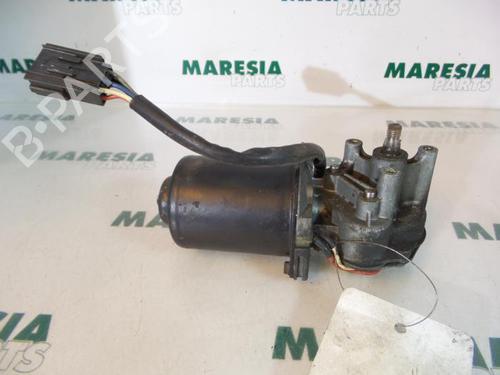 front-wiper-motor-renault-twingo-i-c06_-1993-1994-1995-1996-1997-1998-1999-2000-2001-2002-2003-2004-2005-2006-2007-2008-2009-2010-2011-2012-31443572 main image