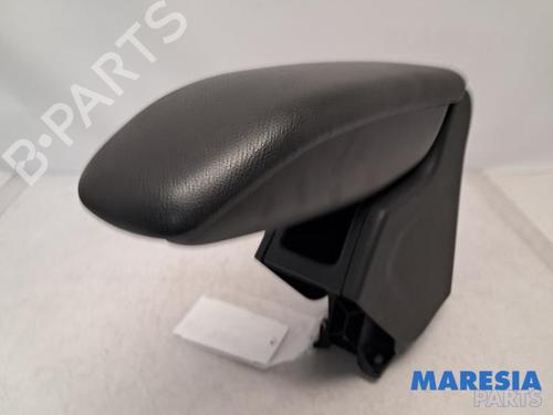 Armrest / Center console CITROËN C3 II (SC_) 1.4 VTi 95 | BP31445281I20 