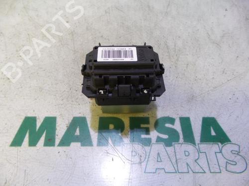 electronic-sensor-renault-clio-iv-bh_-2012-2013-2014-2015-2016-2017-2018-2019-2020-2021-31515229 main image