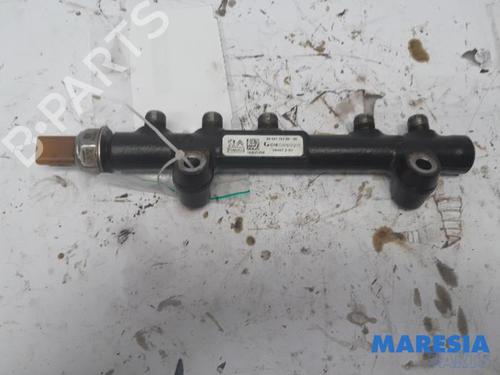 Used Injection rail PEUGEOT 308 SW II (LC_, LJ_, LR_, LX_, L4_) 1.6 BlueHDi 120 (120 hp) 31470722