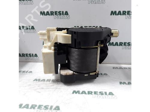Used Front right seatbelt FIAT PUNTO (188_) 1.2 60 (188.030, .050, .130, .150, .230, .250) (60 hp) 31490072