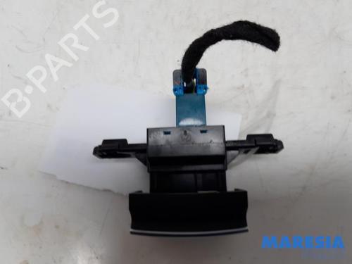 Switch PEUGEOT 308 SW II (LC_, LJ_, LR_, LX_, L4_) 1.2 THP 110 | BP31415032I30