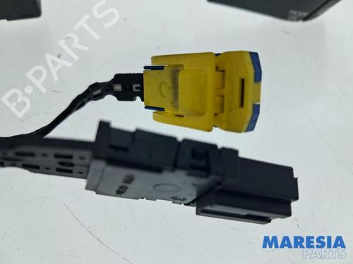 Switch RENAULT CLIO IV (BH_) 1.6 RS (BHJ4, BHJ6, BHMM) | BP38090747I30 - Image 8