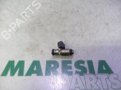 Used Injector FIAT PUNTO (188_) 1.2 60 (188.030, .050, .130, .150, .230, .250) (60 hp) 31442830