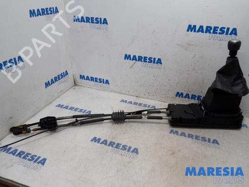 Used Gear lever CITROËN C4 Grand Picasso II (DA_, DE_) 1.6 HDi / BlueHDi 115 (115 hp) 31405731