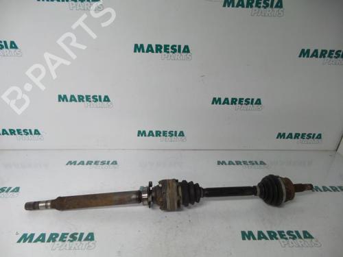 Used Right front driveshaft ALFA ROMEO 166 (936_) 2.0 T.Spark (936A3A__) (155 hp) 31513260