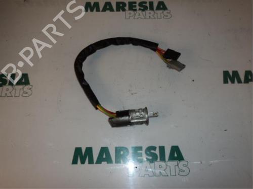 Used Ignition barrel RENAULT KANGOO Express (FC0/1_) 1.5 dCi (FC07, FC1R) (65 hp) 31390285