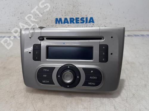 Used Radio ALFA ROMEO MITO (955_) 1.4 TJet (955AXA1B) (155 hp) 31468927