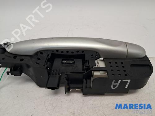Used Rear left exterior door handle RENAULT MEGANE III Hatchback (BZ0/1_, B3_) 1.4 TCe (BZ0F, BZ1V) (131 hp) 31388818
