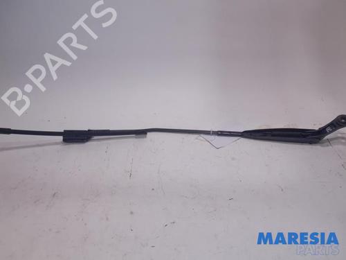 front-windshield-wiper-arm-fiat-500-312_-2007-31450253 main image