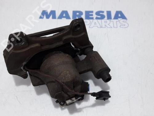 Used Left front brake caliper FIAT 500 (312_) 1.2 (312AXA1A) (69 hp) 31477819