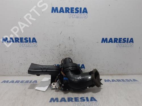 Used Heater blower motor PEUGEOT 5008 (0U_, 0E_) 1.6 16V (156 hp) 31522467