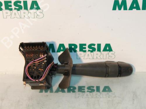 Steering column stalk RENAULT SCÉNIC I MPV (JA0/1_, FA0_) 1.6 (JA00) | BP31392355I23