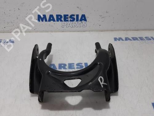 Højre fortil bærearm CITROËN C5 III (RD_) 1.6 THP 155 (RD5FV8, RD5FNA) (156 hp) 31498051