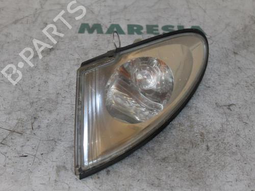 Clignotant avant gauche RENAULT ESPACE III (JE0_) 2.0 16V (JE0N, JE0L, JE02) (140 hp) 31514217