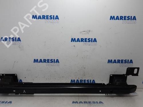 Used Front bumper reinforcement PEUGEOT 307 CC (3B) 2.0 16V (136 hp) 31517010