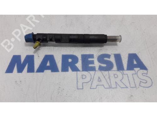 Used Injector RENAULT CLIO III (BR0/1, CR0/1) 1.5 dCi (C/BR0G, C/BR1G) (68 hp) 31410040
