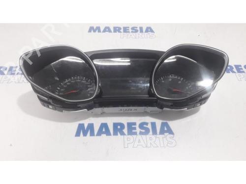Used Instrument cluster Instrument cluster 31443868 31443868