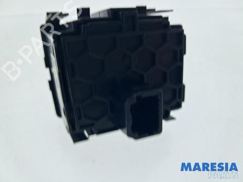 Switch RENAULT CAPTUR I (J5_, H5_) 1.2 TCe 120 | BP38105643I30 - Image 3
