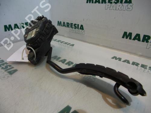 electronic-module-renault-laguna-ii-bg01_-2001-2002-2003-2004-2005-2006-2007-31482952 main image