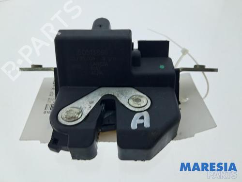 Used Electronic module ALFA ROMEO MITO (955_) 0.9 TwinAir (955.AXW1B) (86 hp) 33054944