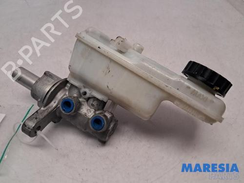 Used Brake master cylinder RENAULT KANGOO / GRAND KANGOO II (KW0/1_) 1.6 16V (KW03, KW09, KW0D, KW0U, KW0W, KW13) (106 hp) 31405034