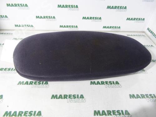 Used Armrest / Center console CITROËN C5 I Break (DE_) 2.0 HDi (DERHZB, DERHZE) (109 hp) 31508867